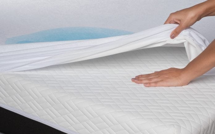 Mattress pad and mattress protector