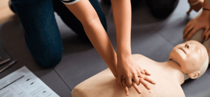 Why Everyone Should Learn Basic First Aid Training