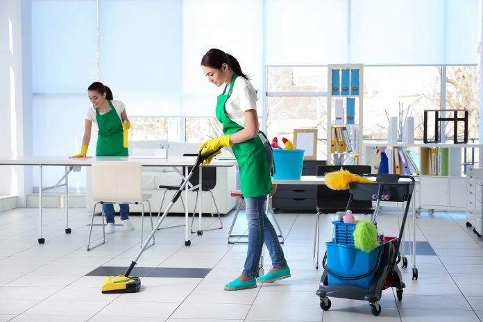 4 Things Companies Will Miss If They Don’t Hire Commercial Cleaning Services