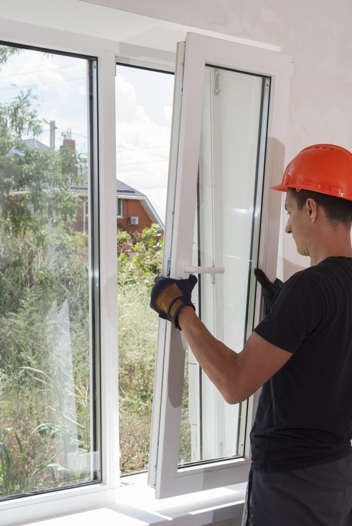 7 Signs It's Time to Consider Home Window Replacements