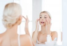 What is the Right Skincare Routine Order to Follow? What is the Right Skincare Routine Order to Follow?