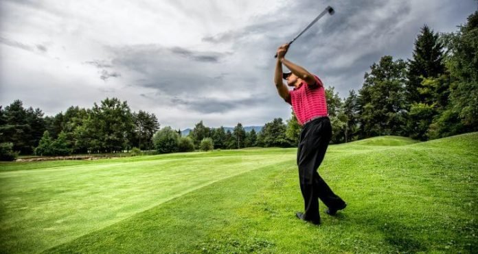 5 Reasons Why a Golfer Should Invest in Golf Simulators