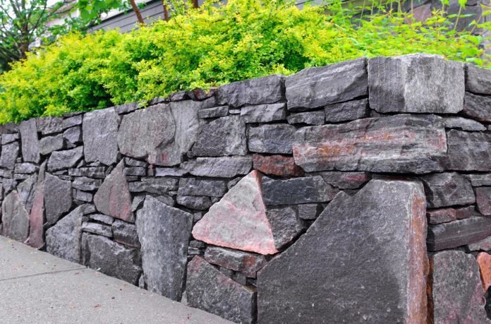 What Are Retention Walls and Why Install One?