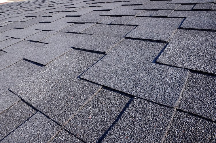 5 Common Problems with an Asphalt Shingle Roof