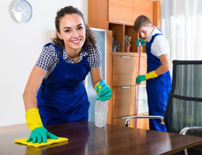 5 Amazing Benefits of Hiring Professional Cleaners