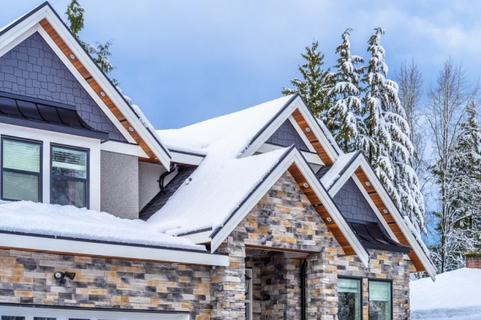Roof Maintenance Tips: How To Prepare Your Roof For Winter