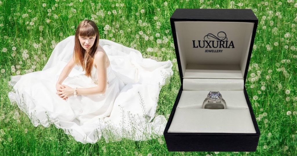 Top 5 Ways to Spot Faux Diamond Rings