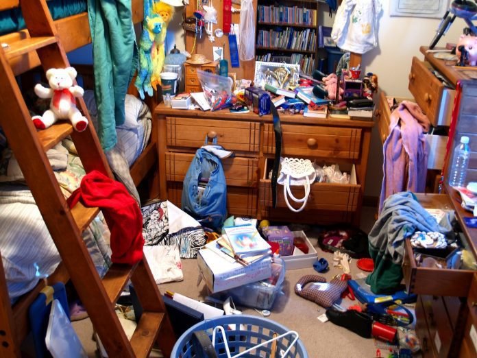 How to Get Rid of Clutter: 5 Tips for Homeowners