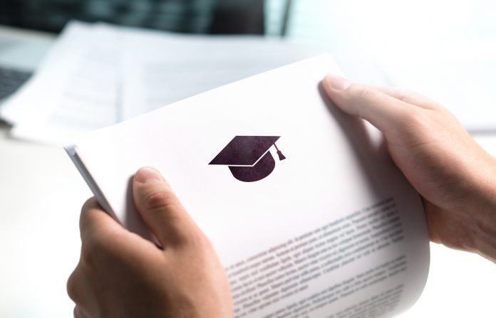 Scholarship Application: What Are the Benefits?