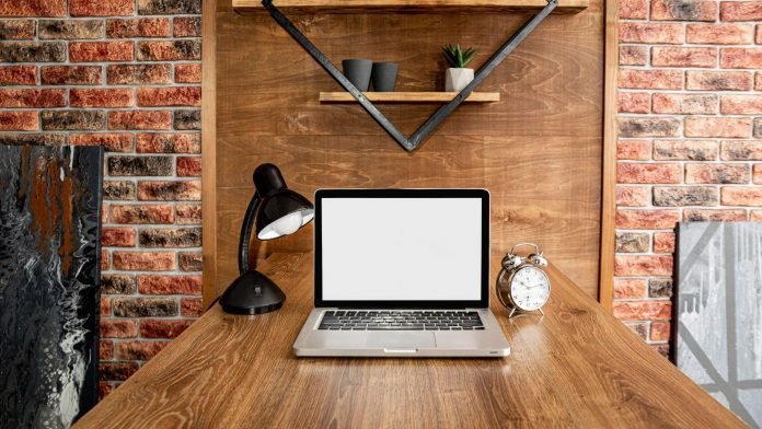 Tips for converting your room into a workstation