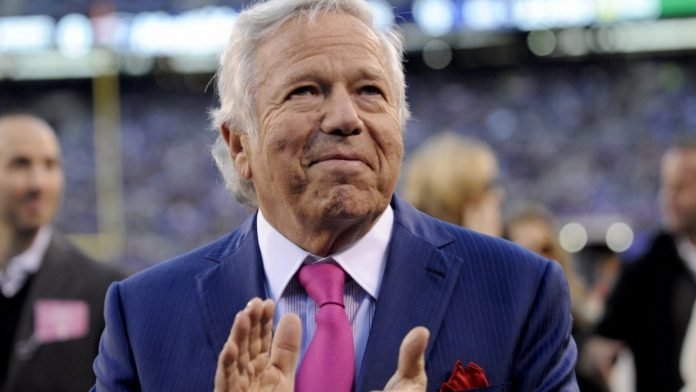 Robert Kraft Honored with Award for Lifetime Achievement