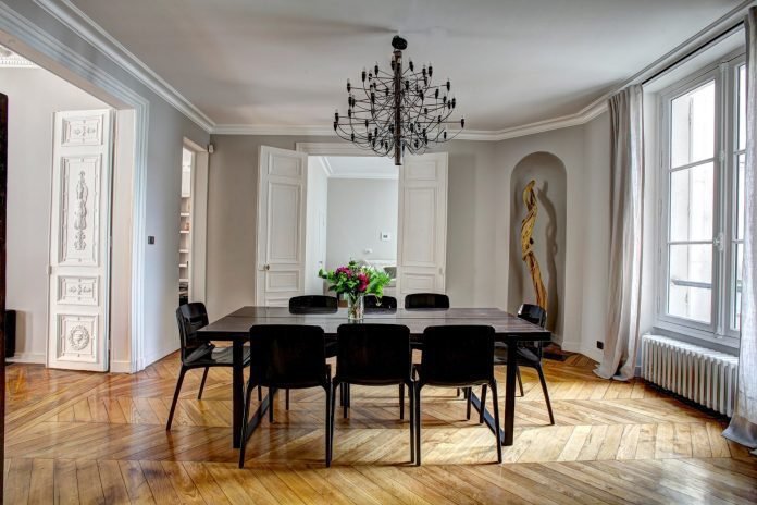 What to keep in mind when buying a dining table for your home