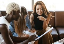 Office Style Tips: How to Look Professionally Chic in the Workplace Office Style Tips: How to Look Professionally Chic in the Workplace