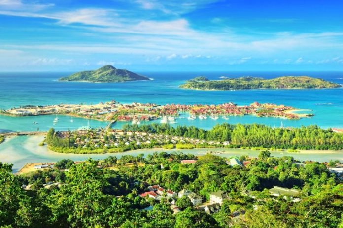 Travel Guide 2022: Must-See Stunning Islands in Seychelles Mahe