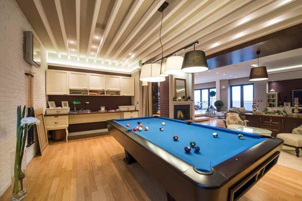 How To Fit A Pool Table Into Your Home