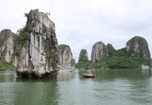 Famous landmarks that you can not miss during your Vietnam trip Vietnam trip