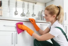 6 Tips to Keep Your Kitchen Cabinets Clean