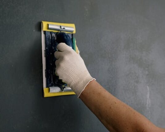 Mastering the Trowel: Techniques for Precise and Perfect Plastering
