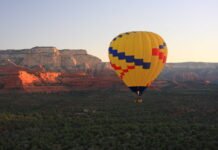 Soaring High: The Enchantment of Hot Air Balloon Rides Balloon Rides