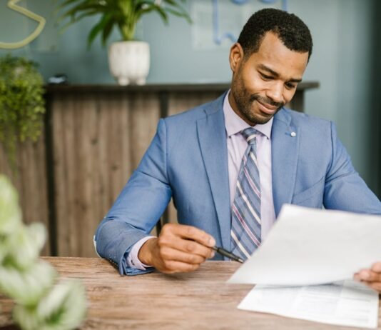 How to Choose the Right Accountant? Accountant