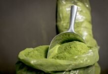 Are you looking for Moringa leaf powder? Total Ingredients can help! Moringa leaf powderh