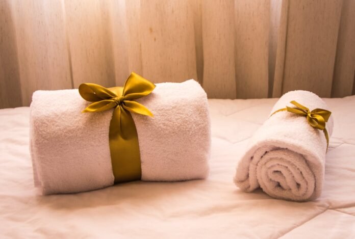 How to Select the Perfect Hand Towel Gift Set