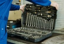 The 5 Best Ways to Prevent Your Belongings Being Stolen From Your Truck Truck