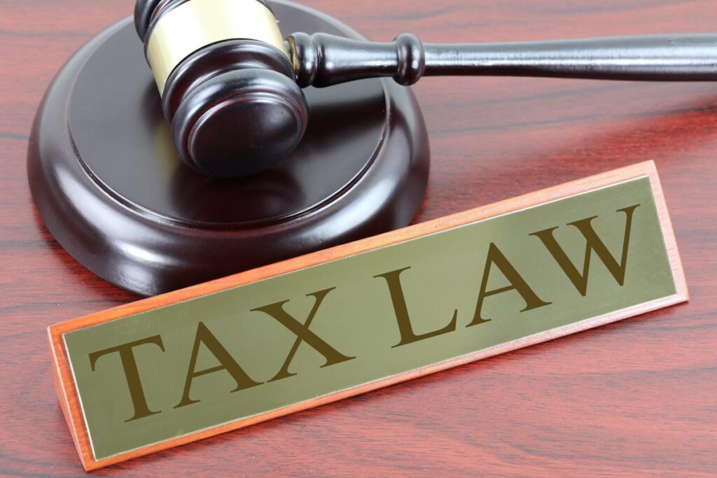 The Essential Guide to Hiring a Tax Lawyer: Your Ultimate Resource for Legal Assistance 