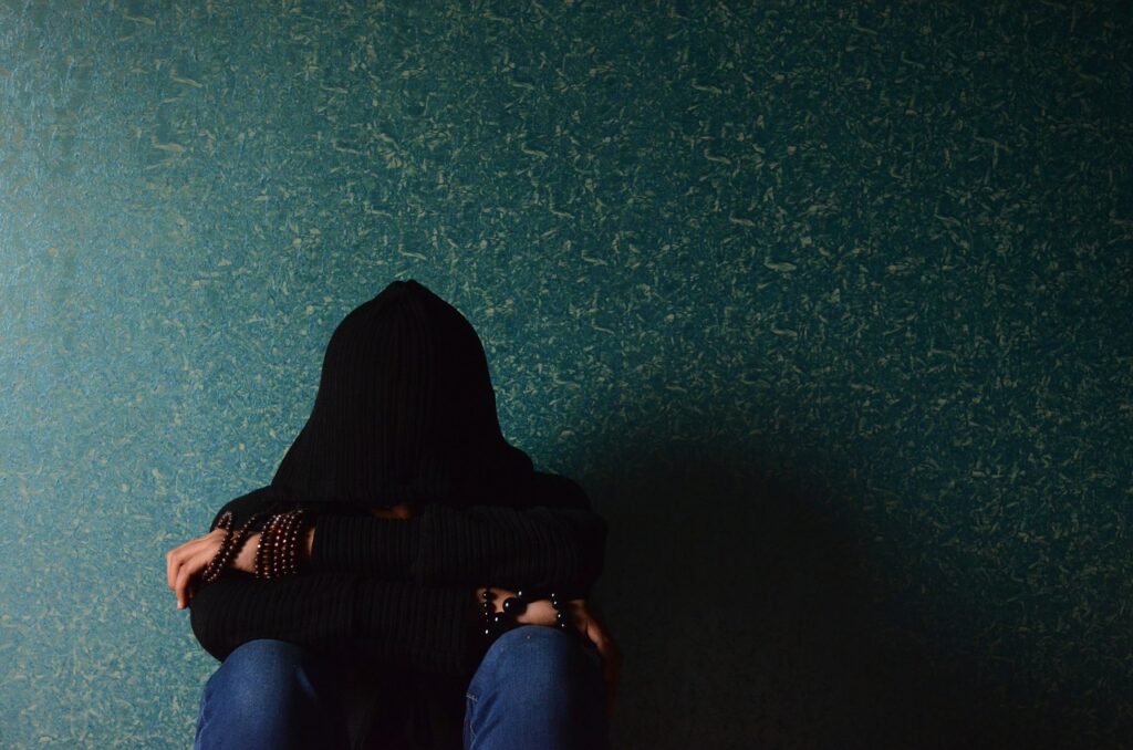 Am I Depressed? 6 Signs That You Might Be 