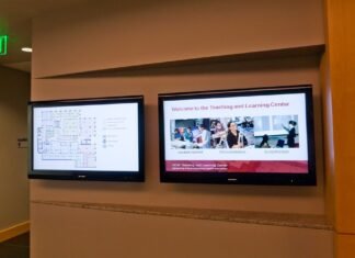 Government Digital Signage