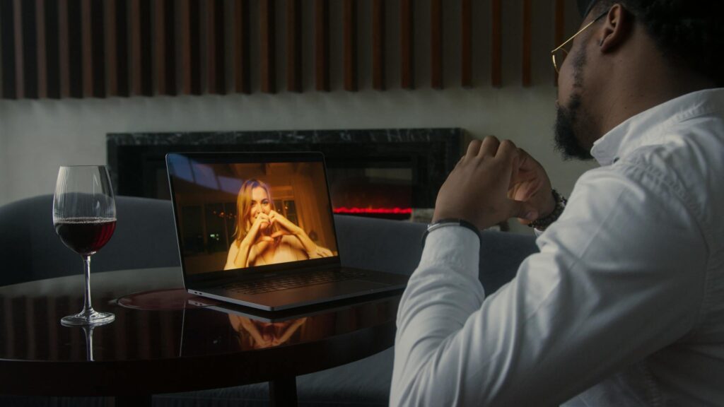 SupaFriends: When AI Reinvents Virtual Relationships