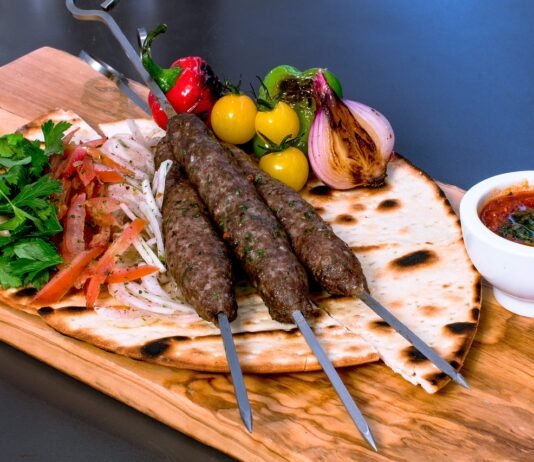 A food lover’s guide to Romania: traditional dishes you must try Romania: traditional dishes