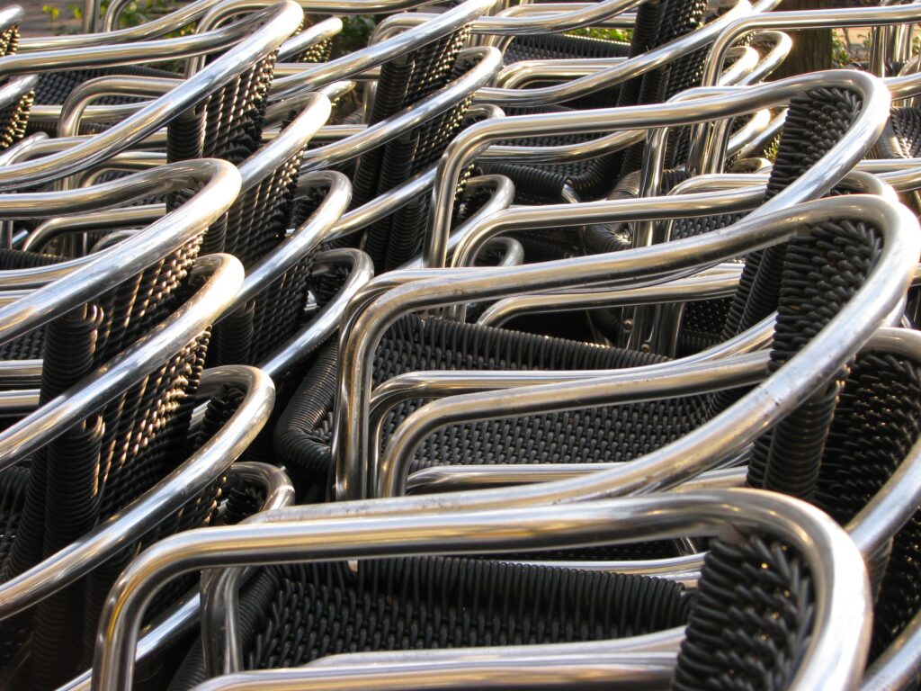 From Junkyard to Jewel: The Art of Crafting Car Part Furniture 