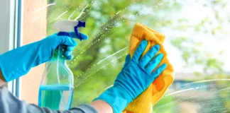 How Professional Window Cleaners Prevent Water from Freezing in Cold Weather Professional Window Cleaners