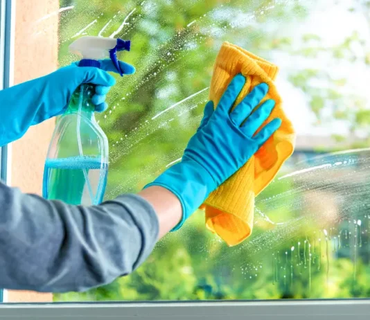 How Professional Window Cleaners Prevent Water from Freezing in Cold Weather Professional Window Cleaners