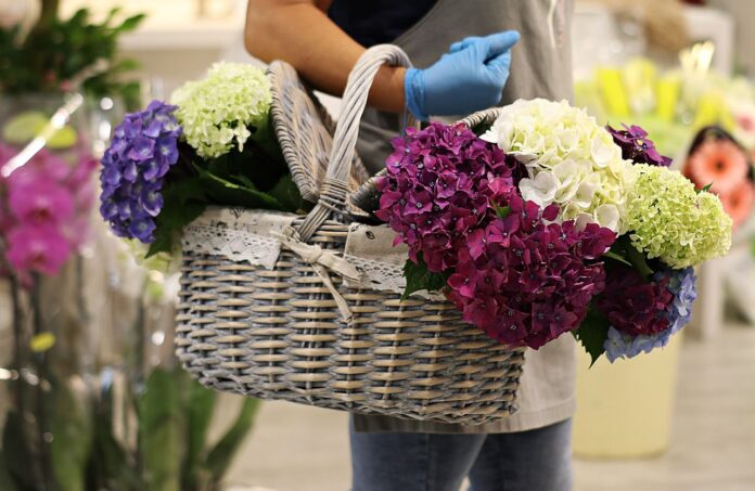 Best London Flower Delivery Services Reviewed London Flower Delivery Services